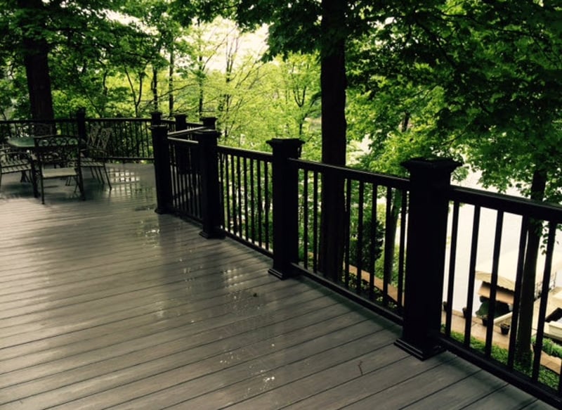 Lakeside Deck preview 4